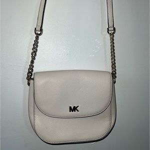 Michael Kors White Luxury Hand Bag